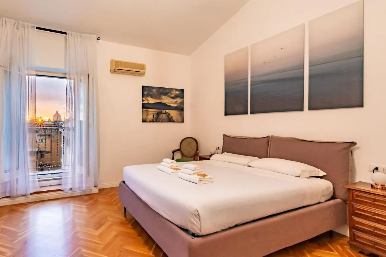 Skyline Penthouse With Private Rooftop Rome Appartement